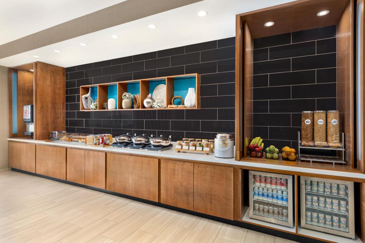 Springhill Suites By Marriott Camp Hill Esterno foto