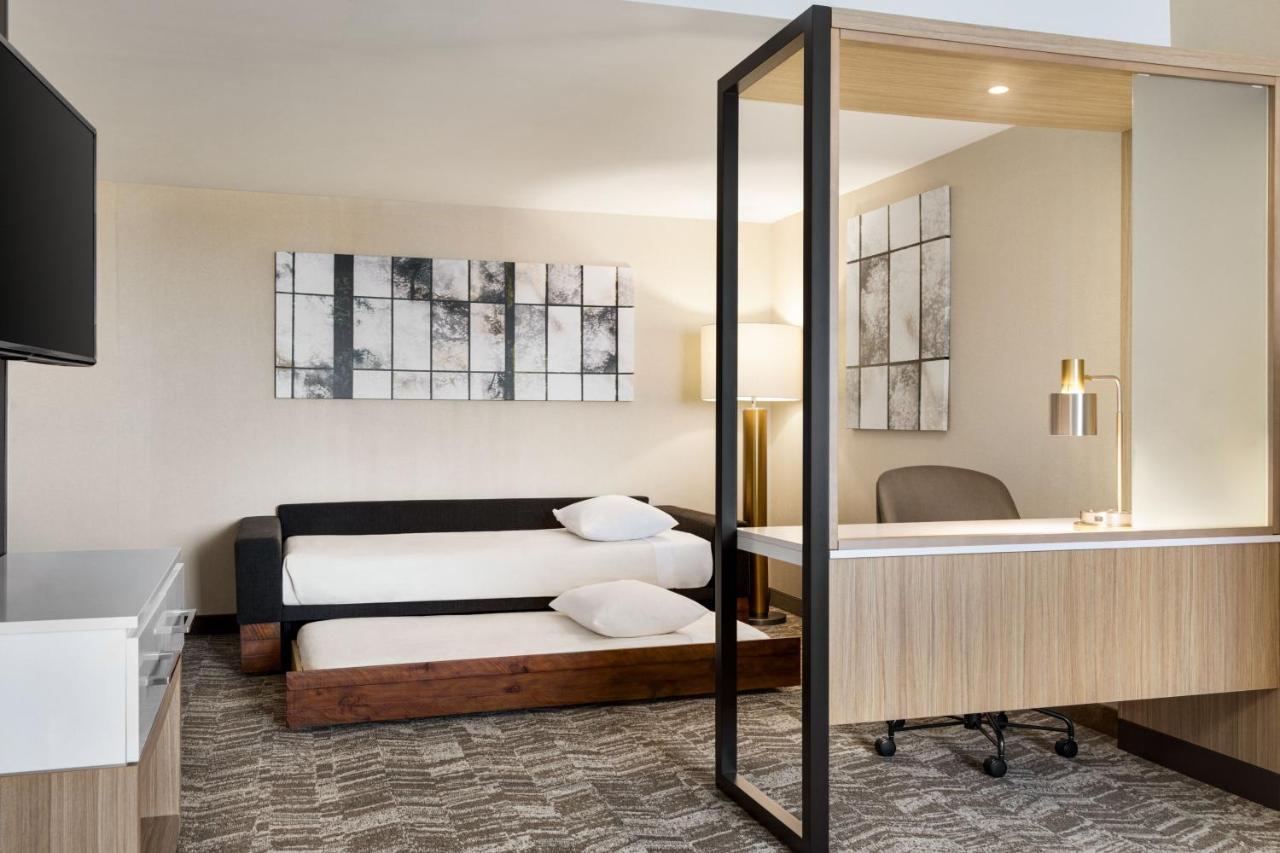 Springhill Suites By Marriott Camp Hill Esterno foto