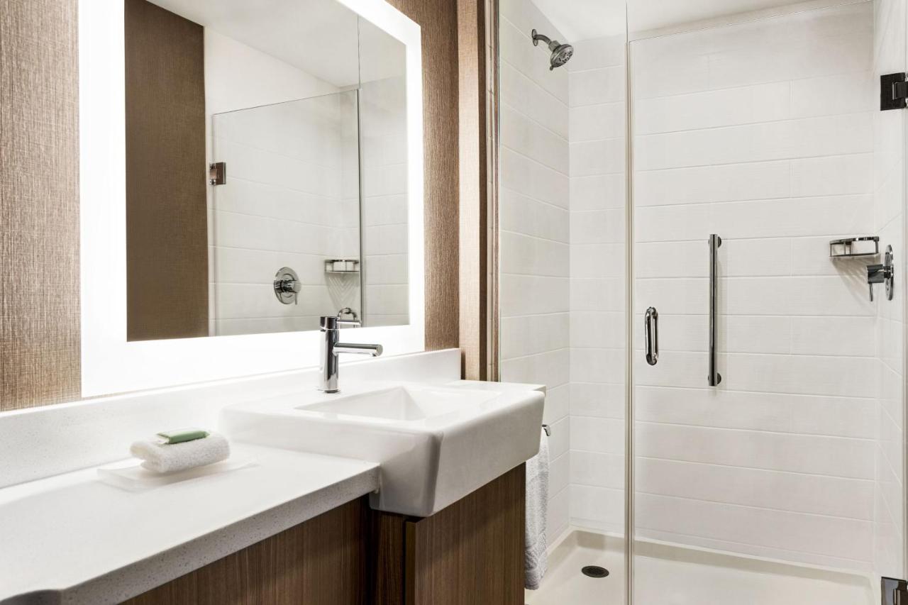 Springhill Suites By Marriott Camp Hill Esterno foto
