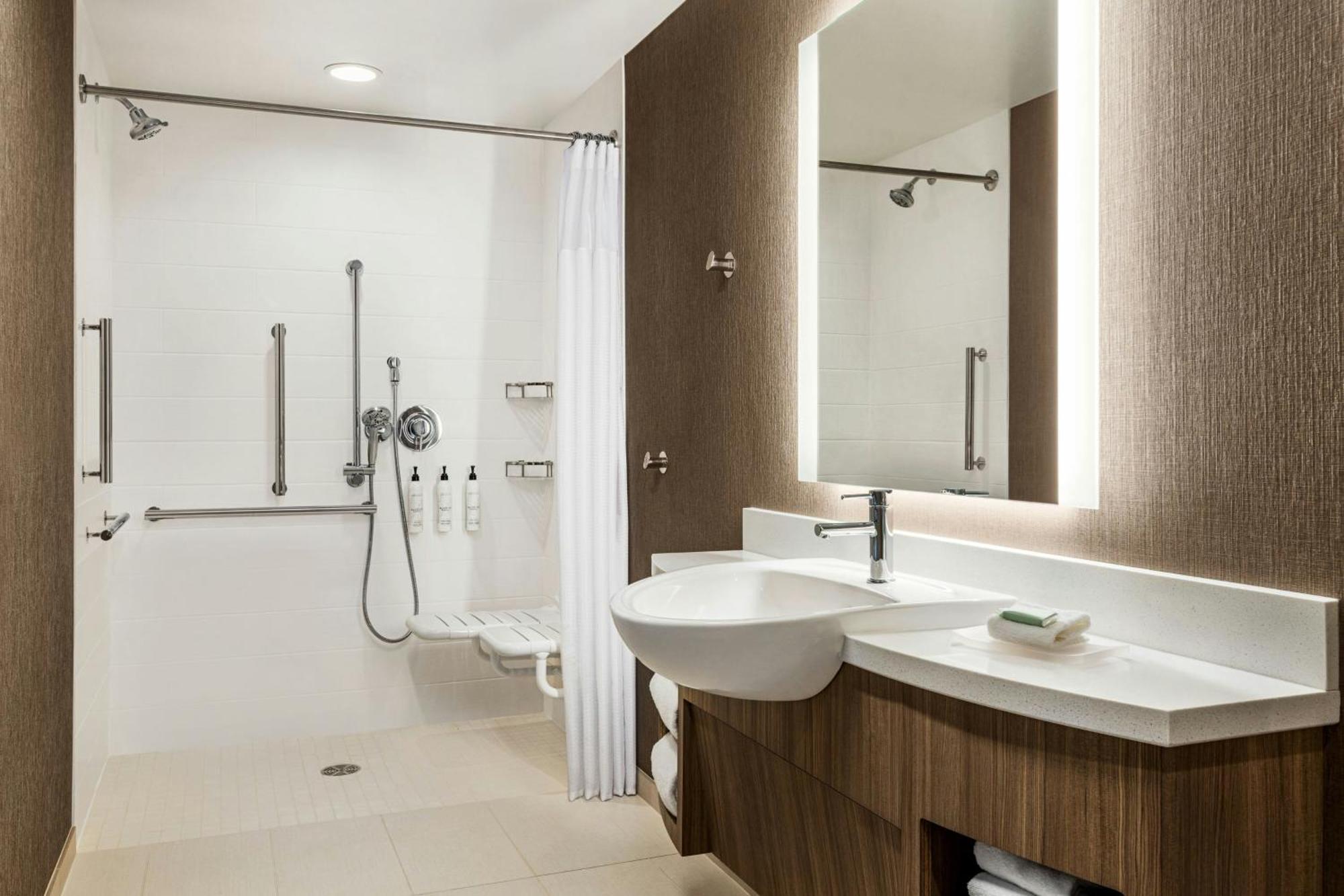 Springhill Suites By Marriott Camp Hill Esterno foto